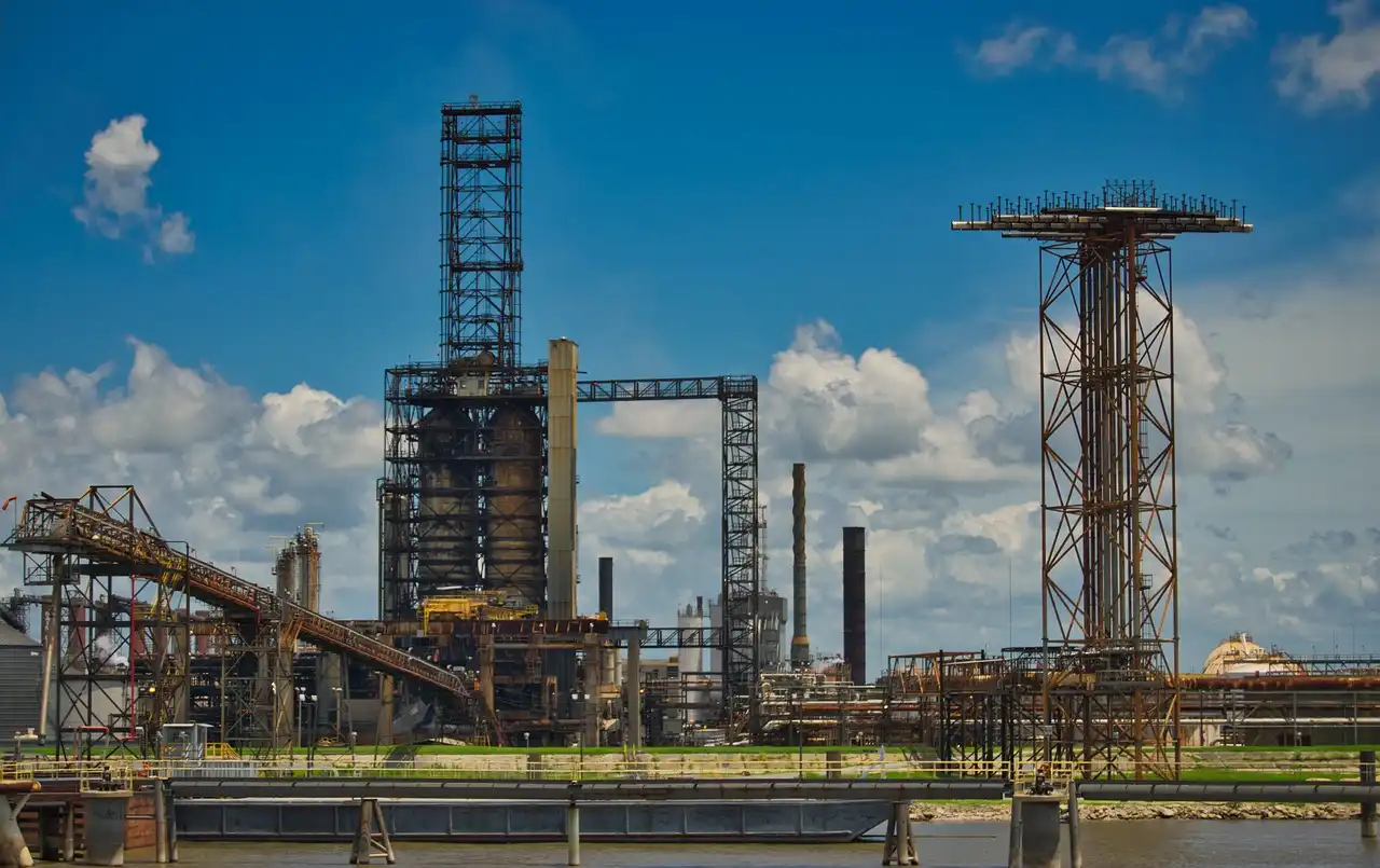 Industry-Specific Applications Where AF621L Excels