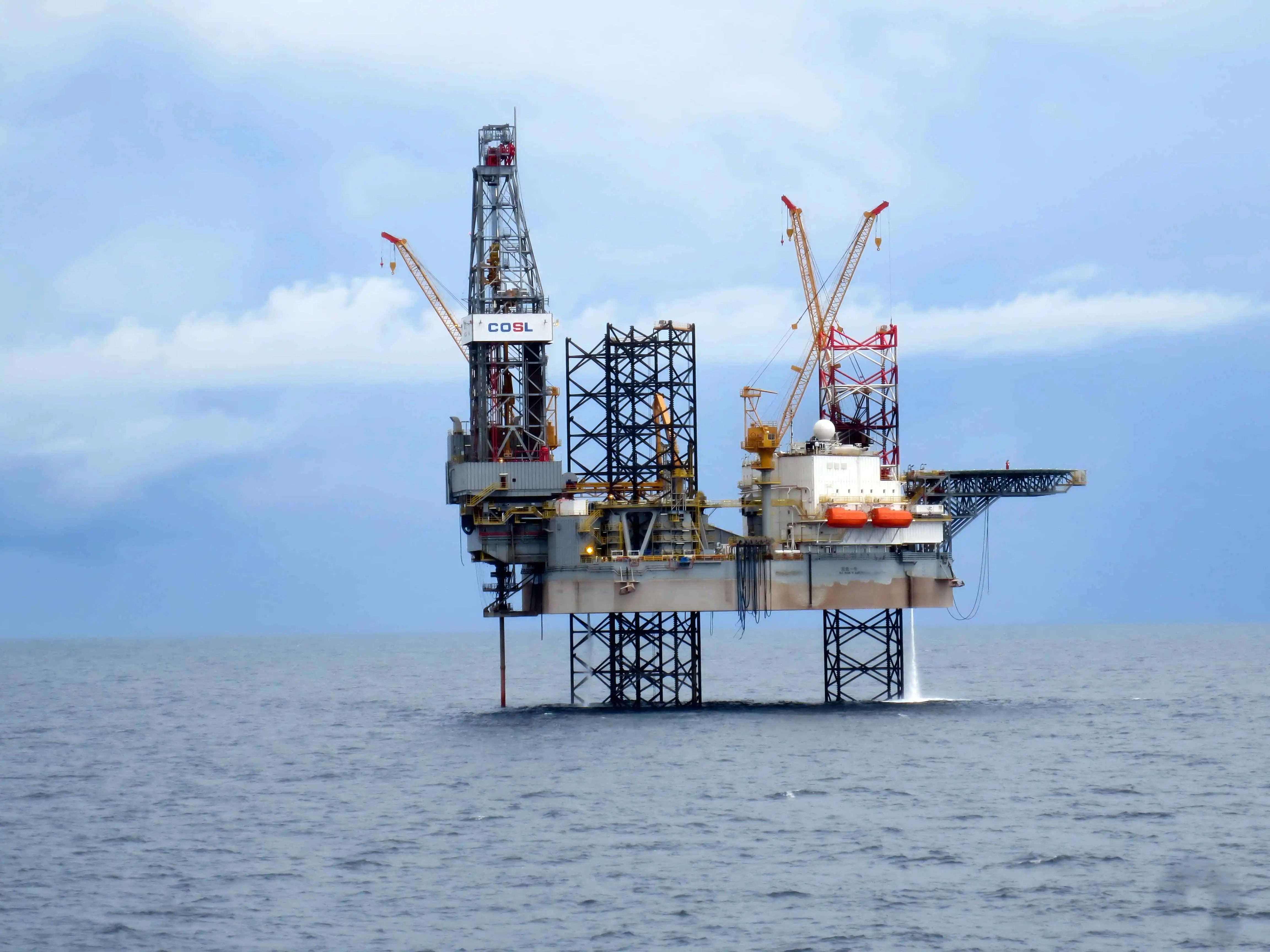 How does FLN-A perform in high-salinity environments?