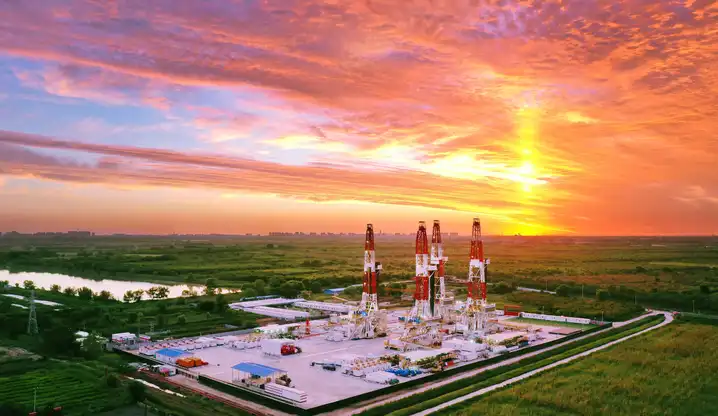 Tetrasodium Iminidisuccinate for Enhanced Stability of Drilling Muds